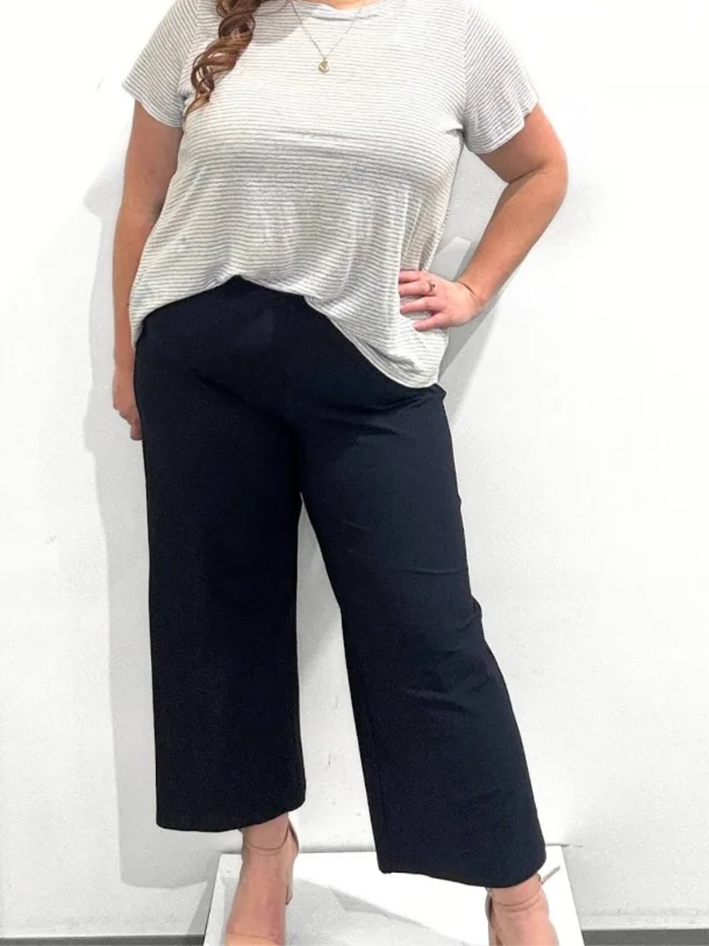 Eileen Fisher Black Tencel Blend Wide-Leg Cropped Pants Size L Stretchy Pull On